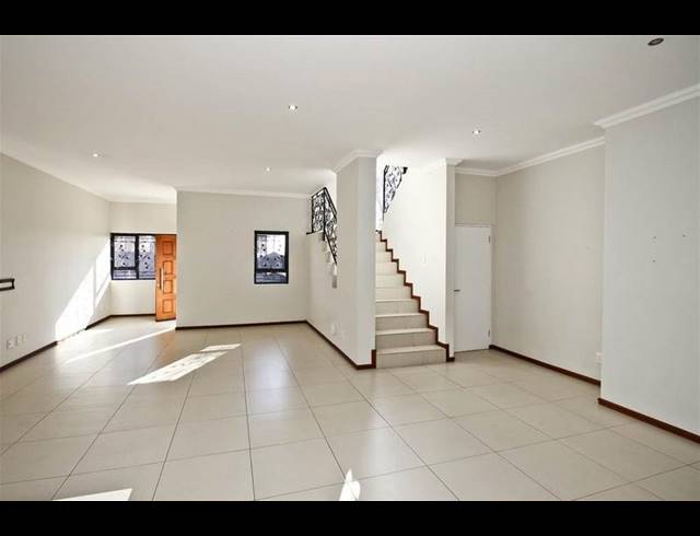 3 BEDROOM PROPERTY TO RENT IN EMMARENTIA